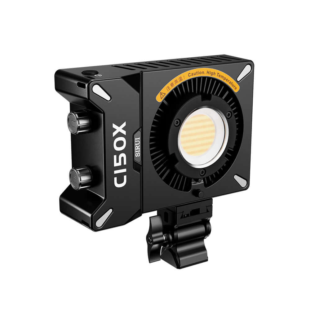 Aubaine : C150X 150W Handheld Pocket Light, Palm Size Free Lighting chez SIRUI