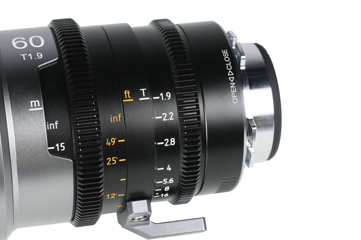 SIRUI 1.5x T1.9 IronStar Series Anamorphic Full Frame Cine Lens detailed view showing focus and aperture settings.