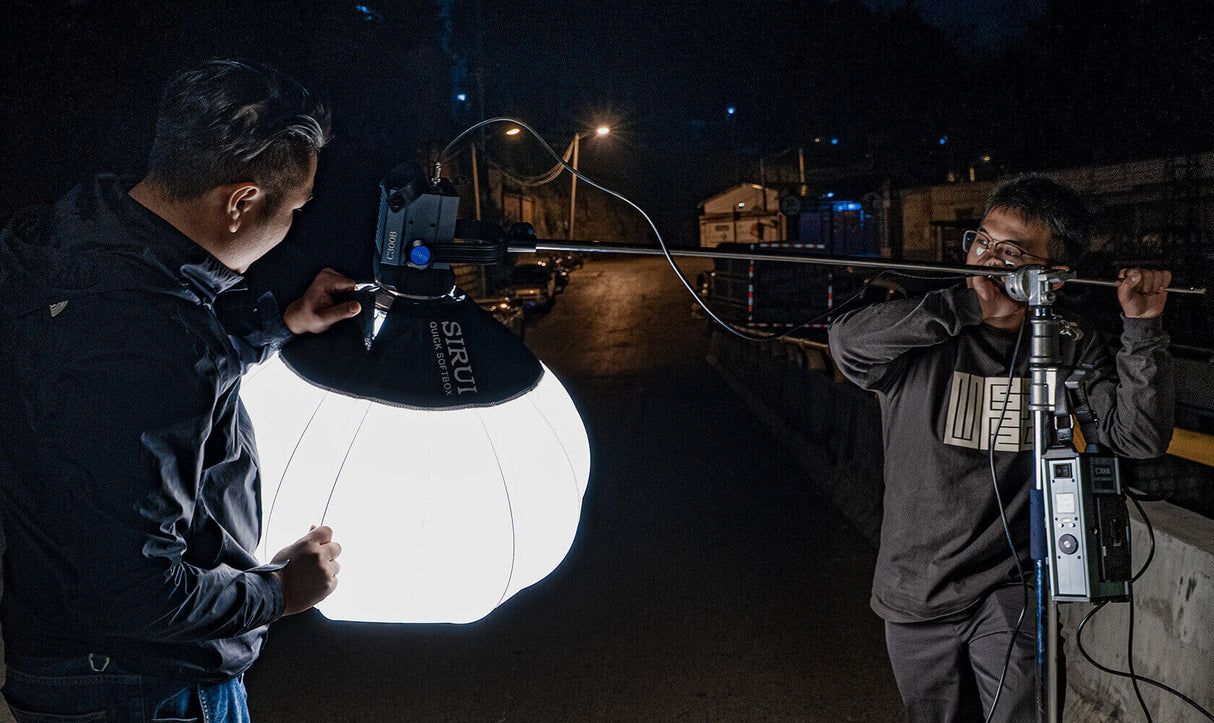 SIRUI 150W/300W Bi-Color/ Daylight LED Monolight 8