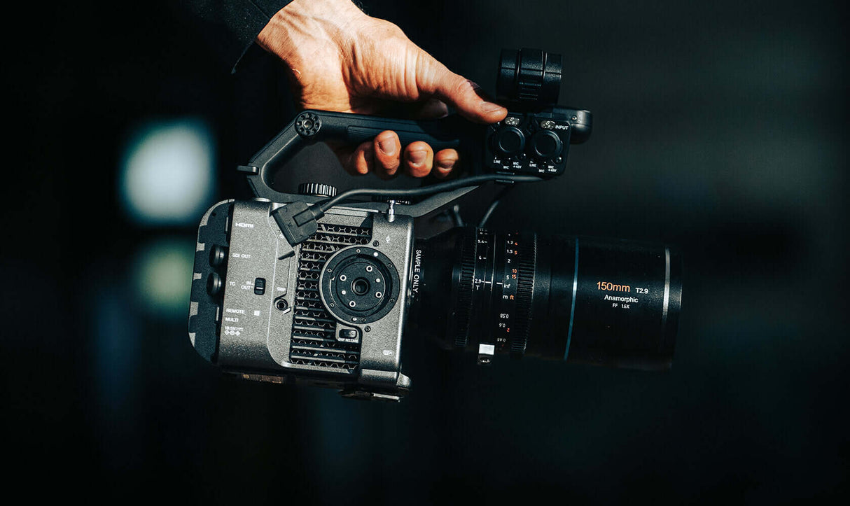 SIRUI Venus 150mm T2.9 1.6x Full-Frame Anamorphic Lens 4