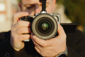 Types of Close-Up Camera Shots and the Best Lenses for Each