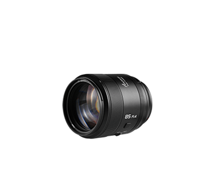 TEST camera lens with an 85mm f/1.4 aperture for professional photography.